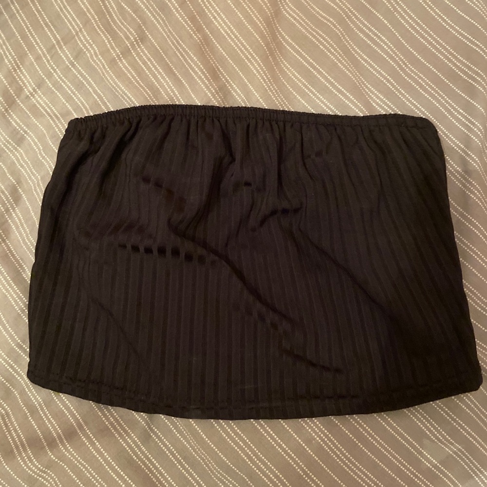 Keep Rib Simple Bandeau Crop Top - Picture 3 of 6